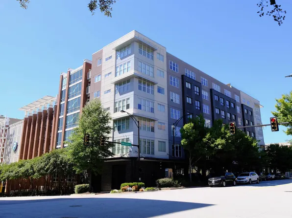 100 E Washington St, Greenville, SC 29601