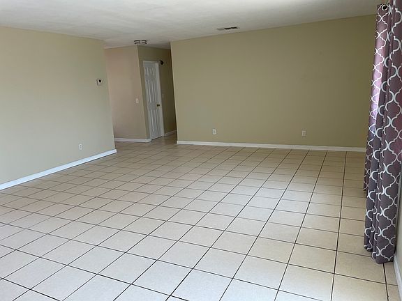 3rd image of 736 W Galatea St