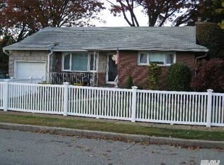 2739 Orchard St, Bellmore, NY