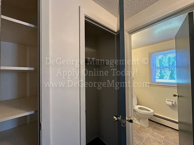 Walworth Garden Apartments — Photo 13