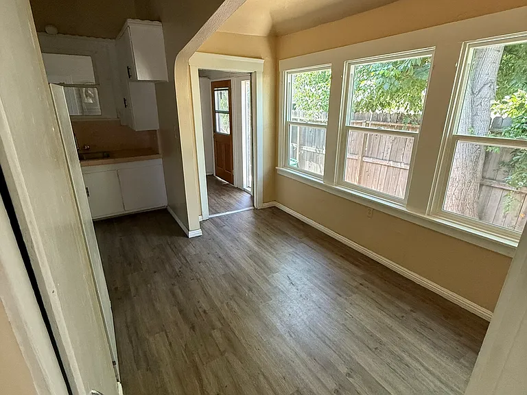 116 Forrest Ave — Photo 11
