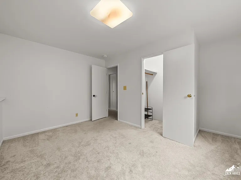4071 Macinnes St — Photo 24