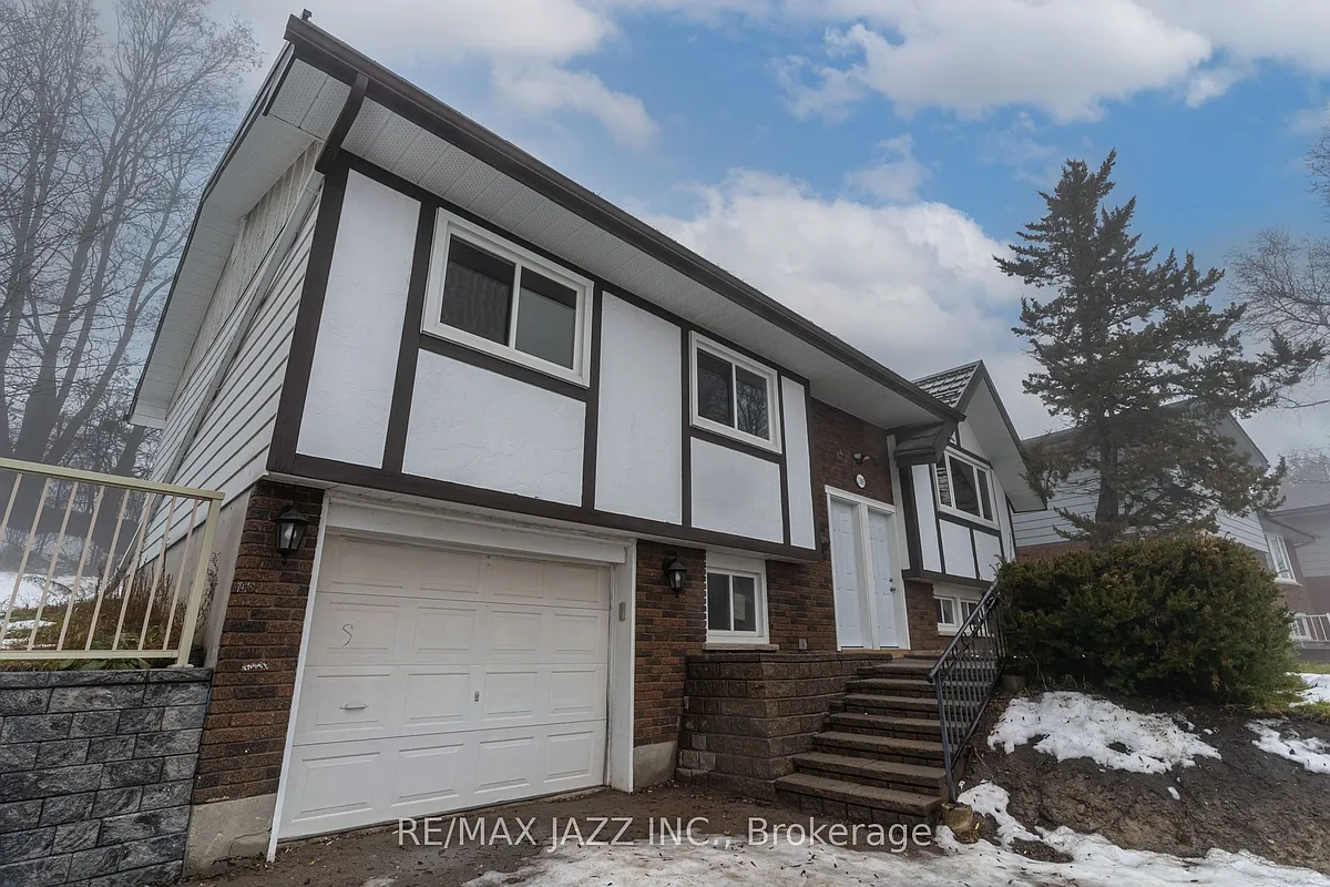 Building Photo - 1189 Cartier Blvd #A