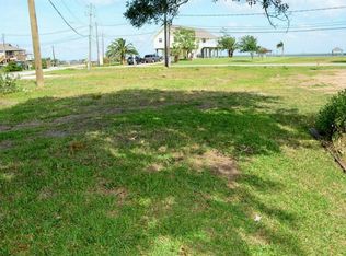 1602 Dick Bay Dr, San Leon, TX 77539