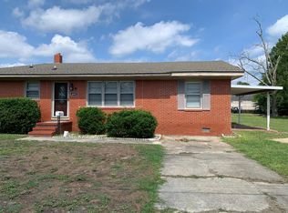4093 S Main St, Hope Mills, NC 28348