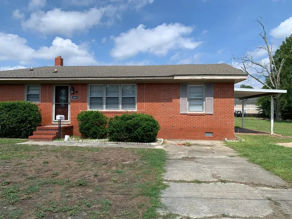 4093 S Main St, Hope Mills, NC 28348