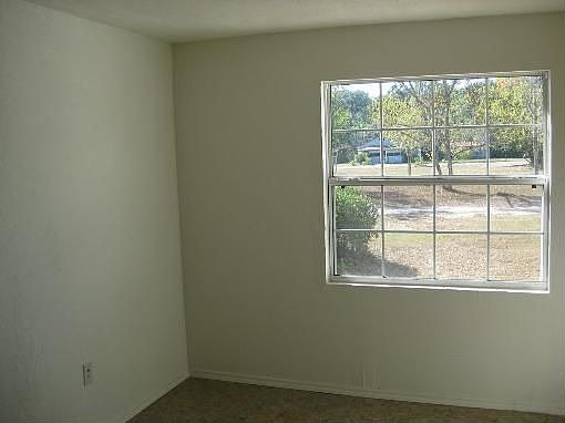 5th image of 21350 NE 40th St