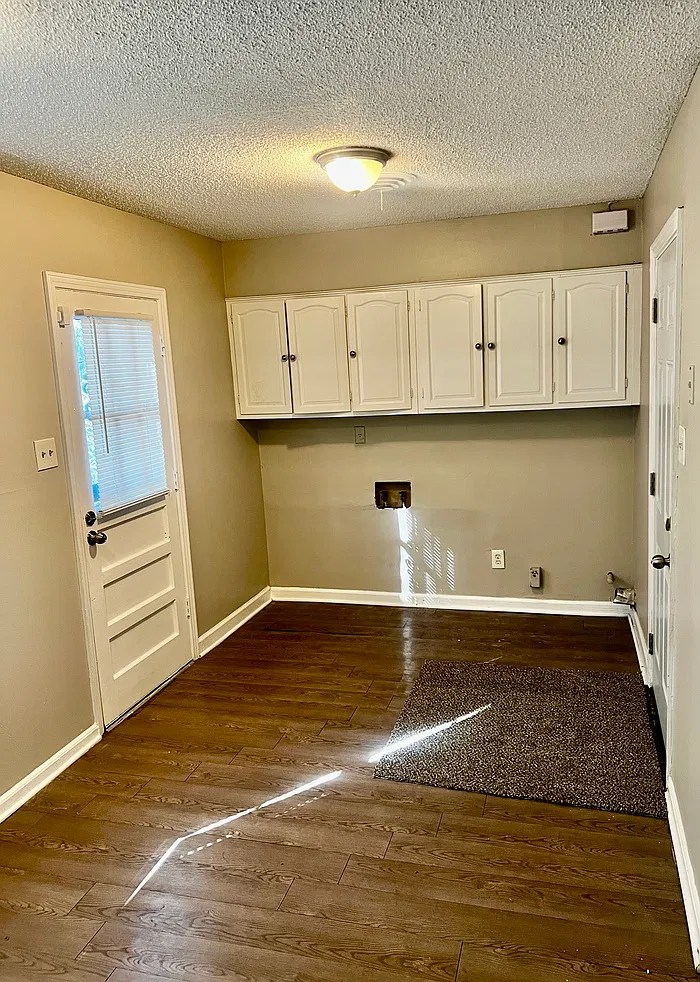 4 bed, 2.0 bath, 1713 sqft, $1,595 — Photo 4
