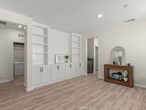 5th image of 17918 Milkweed Ln