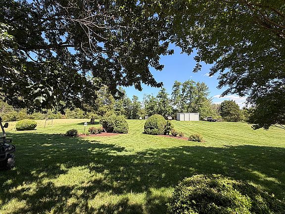 3rd image of 8660 Red House Rd