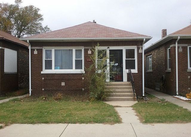 1st image of 4748 Drummond St