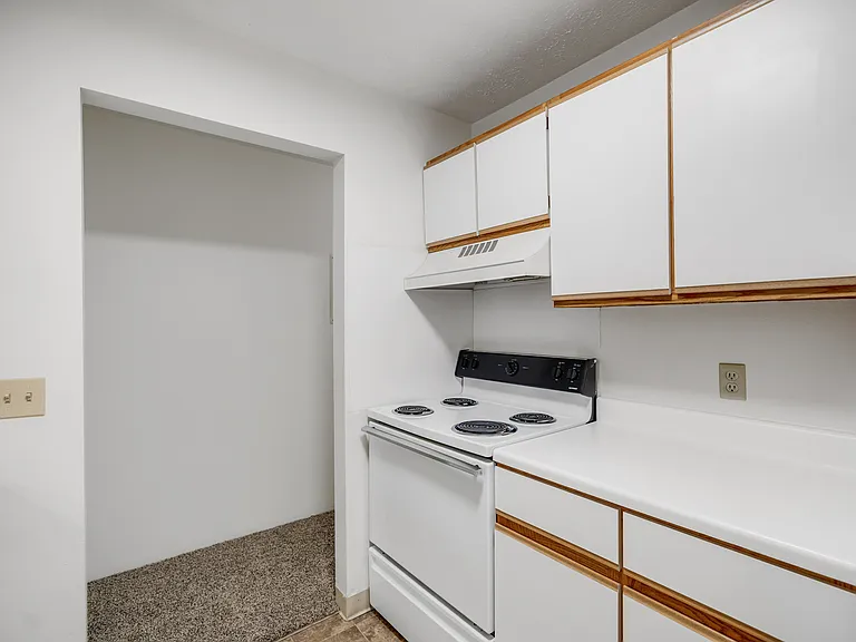 1752 Raleigh Ave #1 — Photo 6