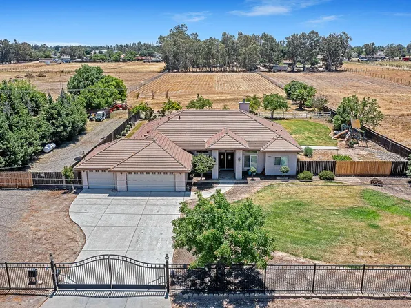 35712 Avenue 13 1/2, Madera, CA 93636