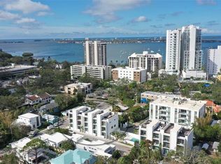656 Rawls Ave, Sarasota, FL 34236