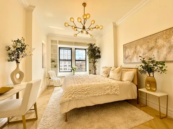 23 West 73rd Street image 9 of 13