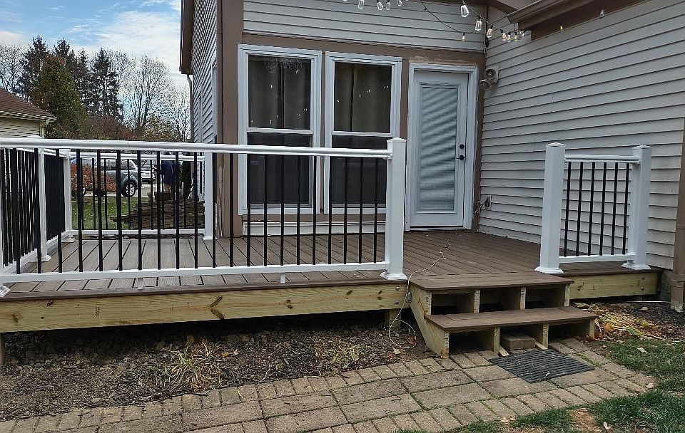 2nd image of 272 Leaview Ct