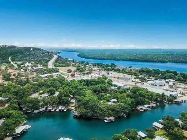 1412 County Road 132A Road, Kingsland, TX 78639