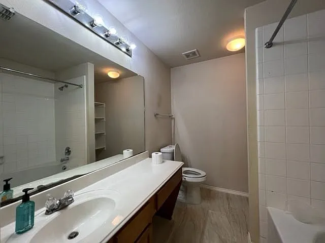 712 Linden Ave — Photo 9