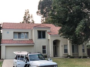 10347 N Camarillo Dr, Fresno, CA 93730