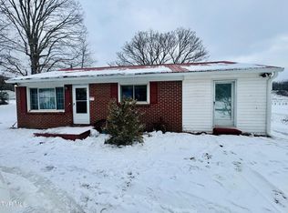 1190 Saint Clairs Creek Rd, Chilhowie, VA 24319