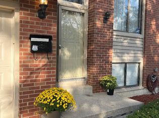 18650 Golfview Dr, Hazel Crest, IL 60429