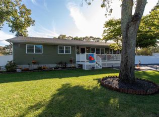 46 Riverside Ave, Mastic Beach, NY 11951