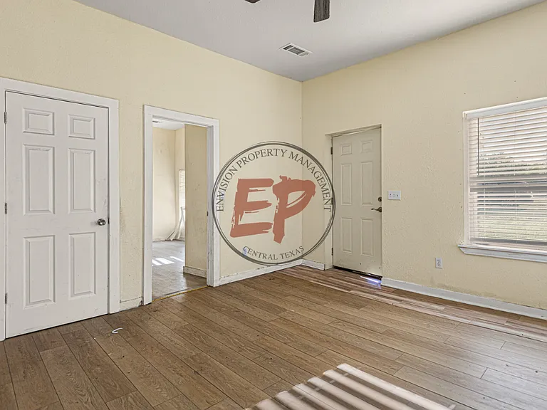 301 N Guadalupe St — Photo 5