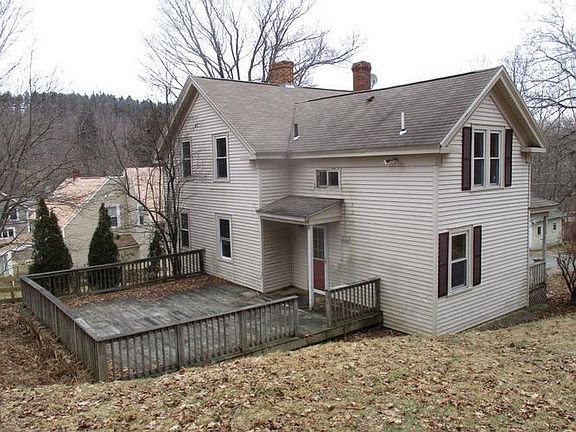45 Bell St. N. Brookfield