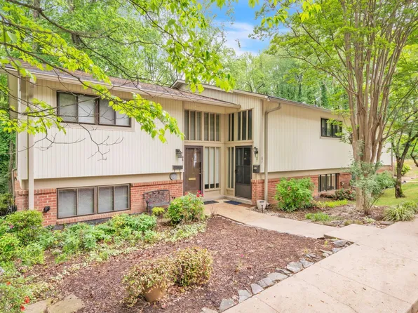 87 Briarview Cir, Greenville, SC 29615