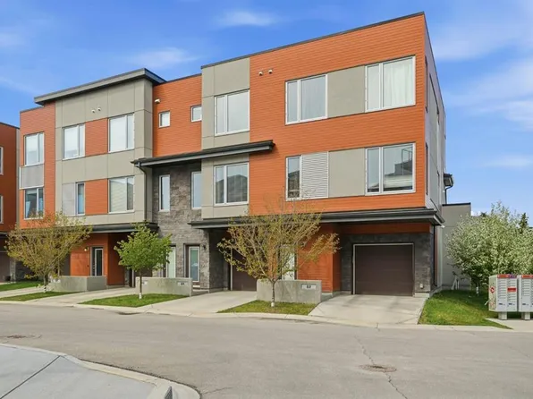 84 S Shawnee Cmn SW, Calgary, AB T2Y 0R1