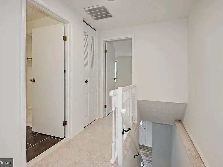 2853 Middleboro Dr — Photo 13