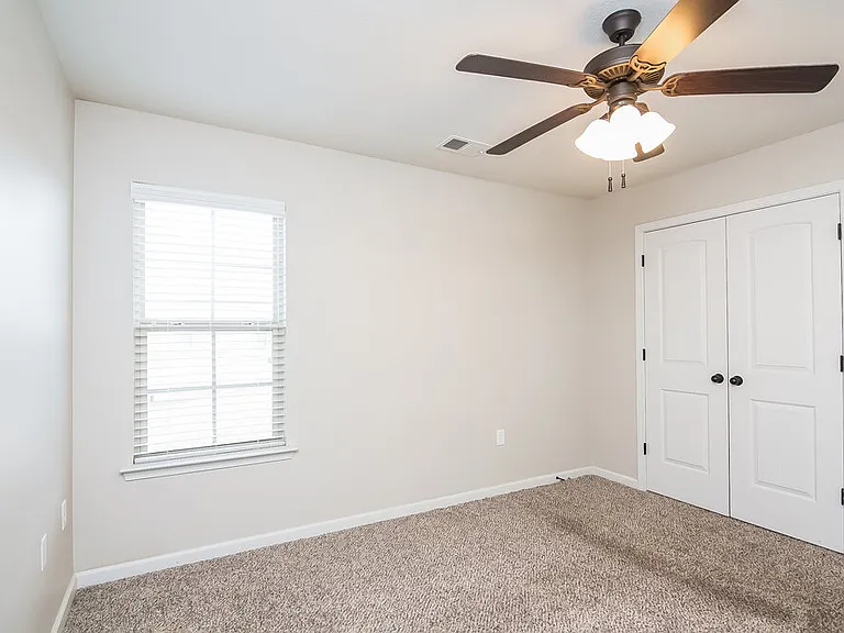 2847 S Cherry Dr — Photo 6