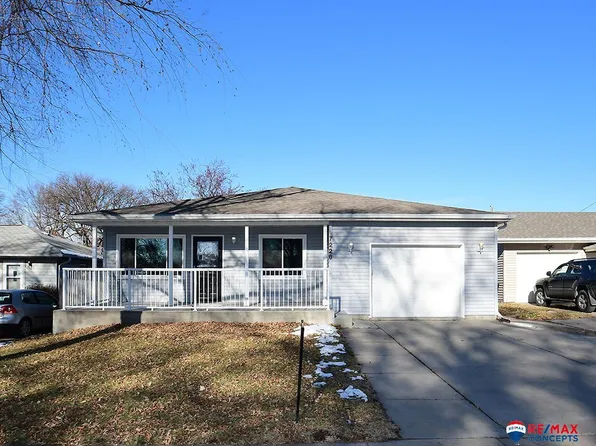 7220 Kearney Ave, Lincoln, NE 68507