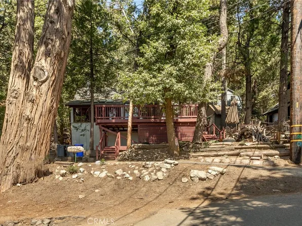 1194 Scenic Way, Rimforest, CA 92378