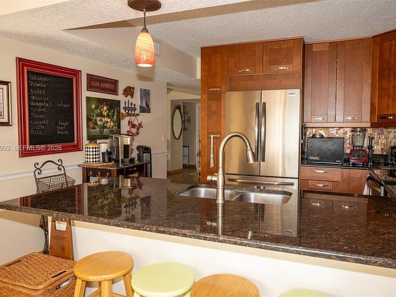 4th image of 1222 SW 120th Way #190
