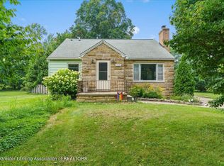 133 E Riverside St, Williamston, MI 48895