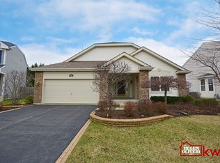 334 Minuet Cir, Volo, IL 60073