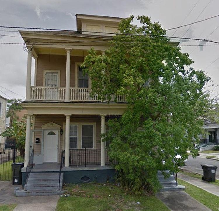 1st image of 140 S Clark St