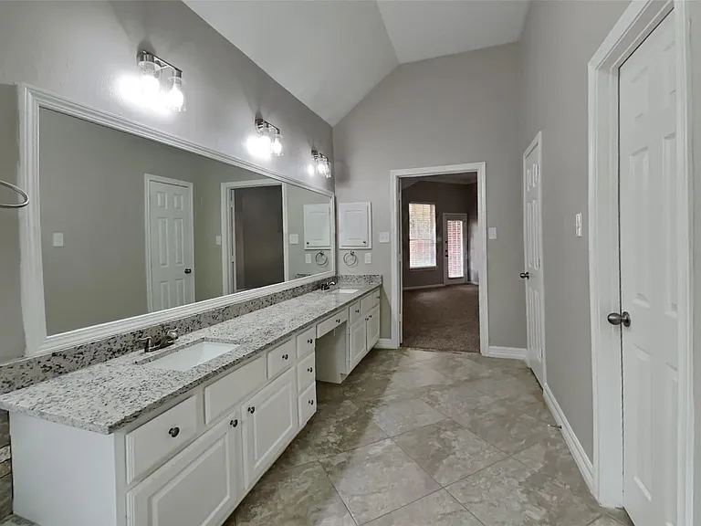 3922 Wildwood Valley Ct — Photo 8