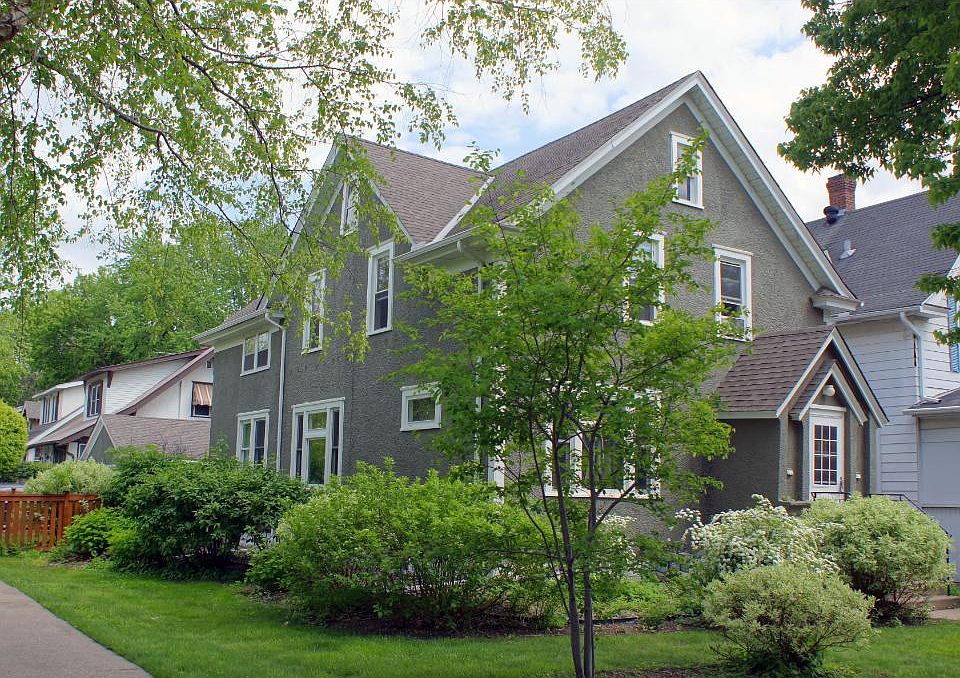 1st image of 214 Fairview Ave S