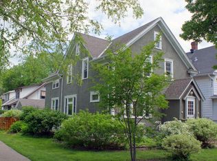 214 Fairview Ave S, Saint Paul, MN 55105