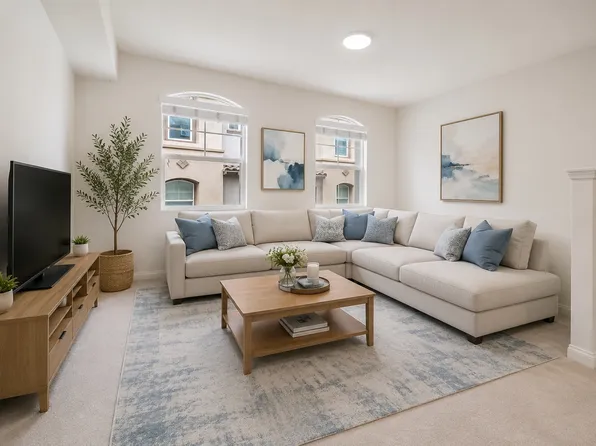 323 N Edenfield Ave, Azusa, CA 91702