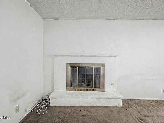 4th image of 3522 W MERCER Lane