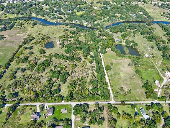 3rd image of 0 Terrebonne Rd