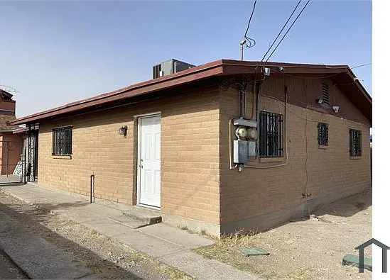 Building Photo 4