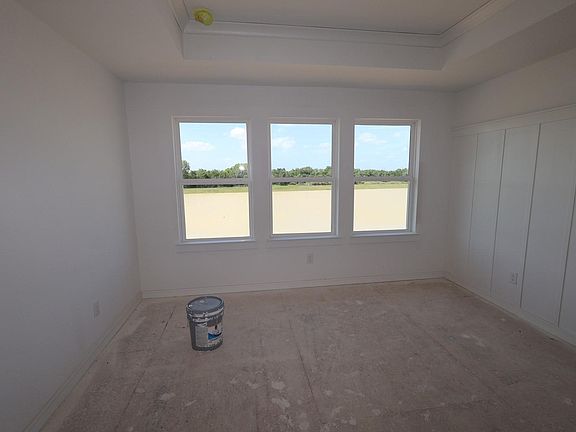 5th image of 23650 Gulf Prairie Dr