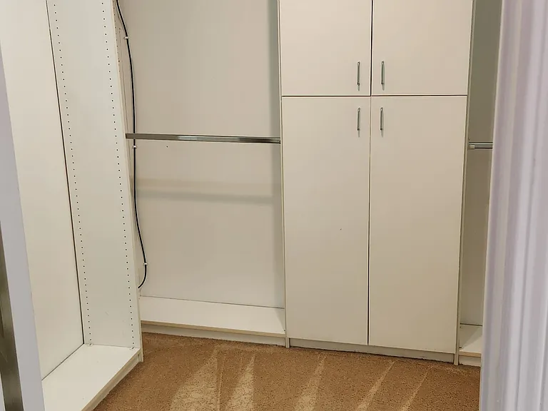 421 Burlington Ct #101 — Photo 19