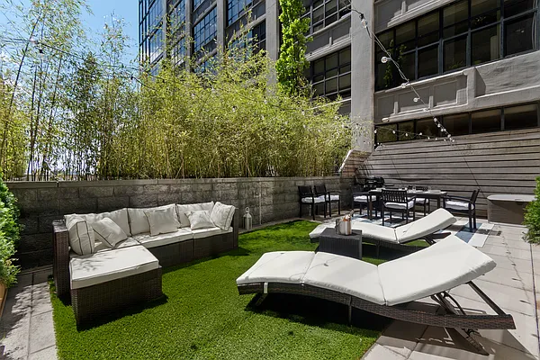 Sold by Hauseit LLC | media 3