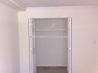 130 Edgemere Rd APT 2, Boston, MA 02132