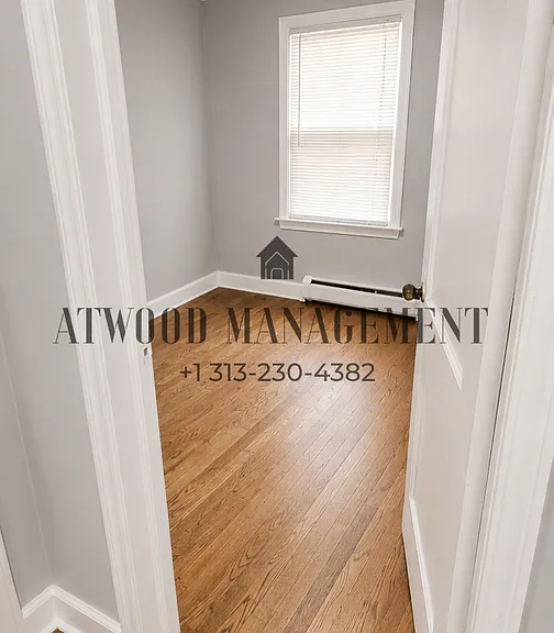 15752 Rutherford St — Photo 4